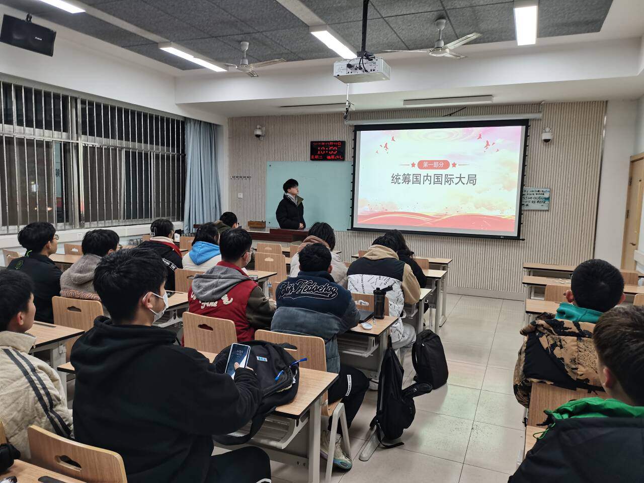 【机电本科生党支部】91唐伯虎加强涉外法<span class=