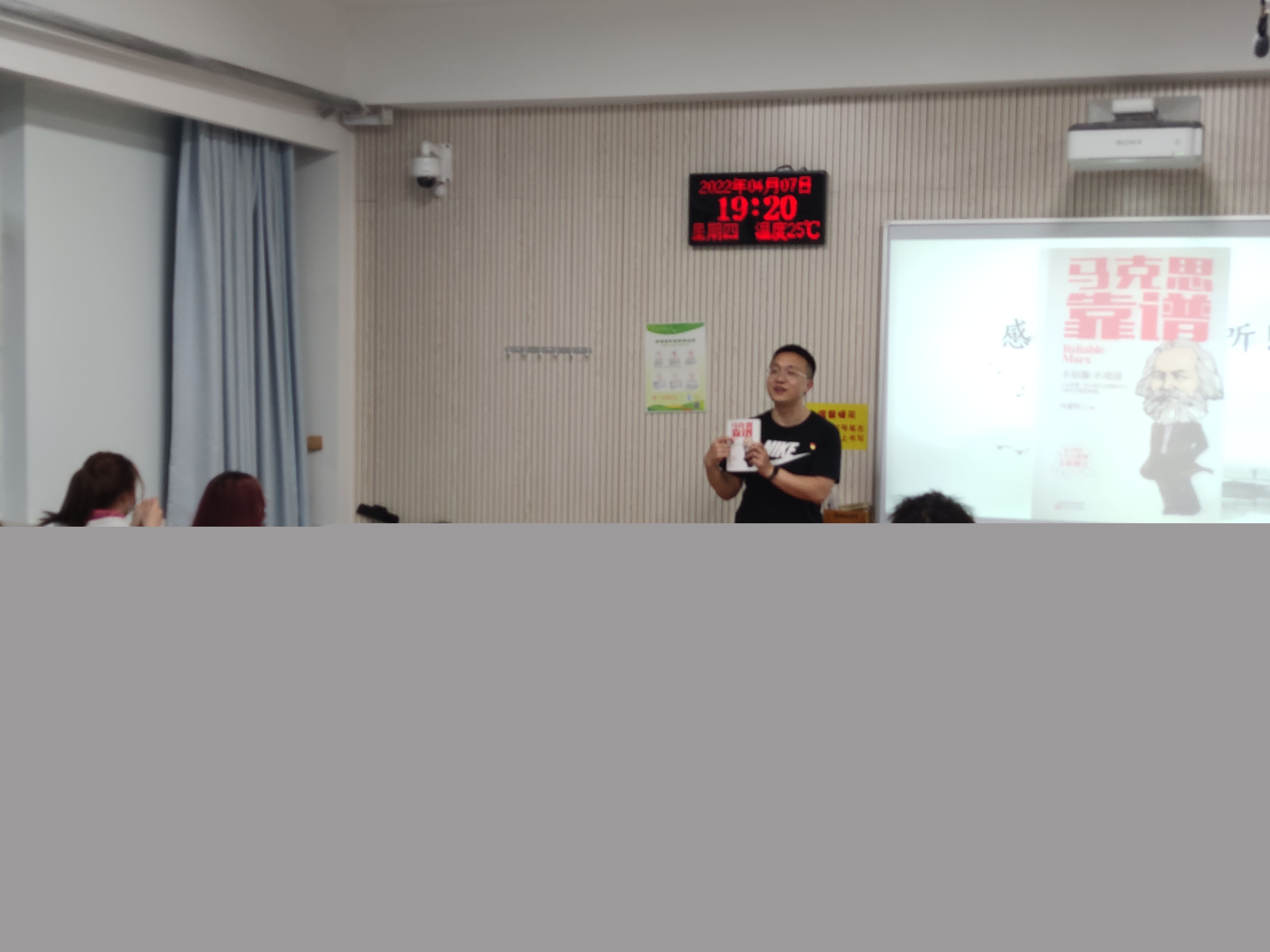 9a6a5636e1ce4e4990dd370a4a4bfaae.jpg 9a6a5636e1ce4e4990dd370a4a4bfaae.jpg