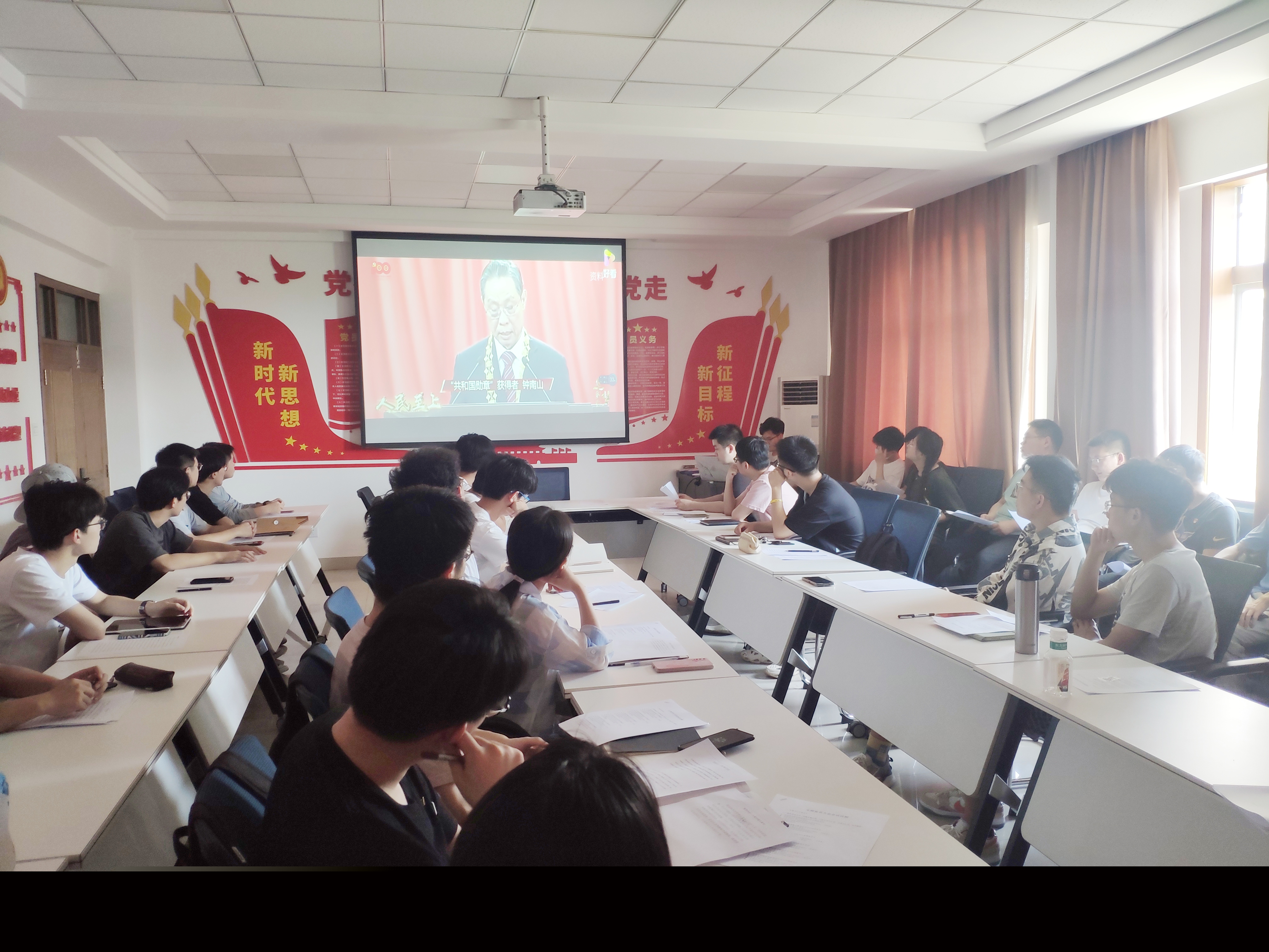 324a9c9d1c32490496eb684cd8a5eabc.jpg 324a9c9d1c32490496eb684cd8a5eabc.jpg