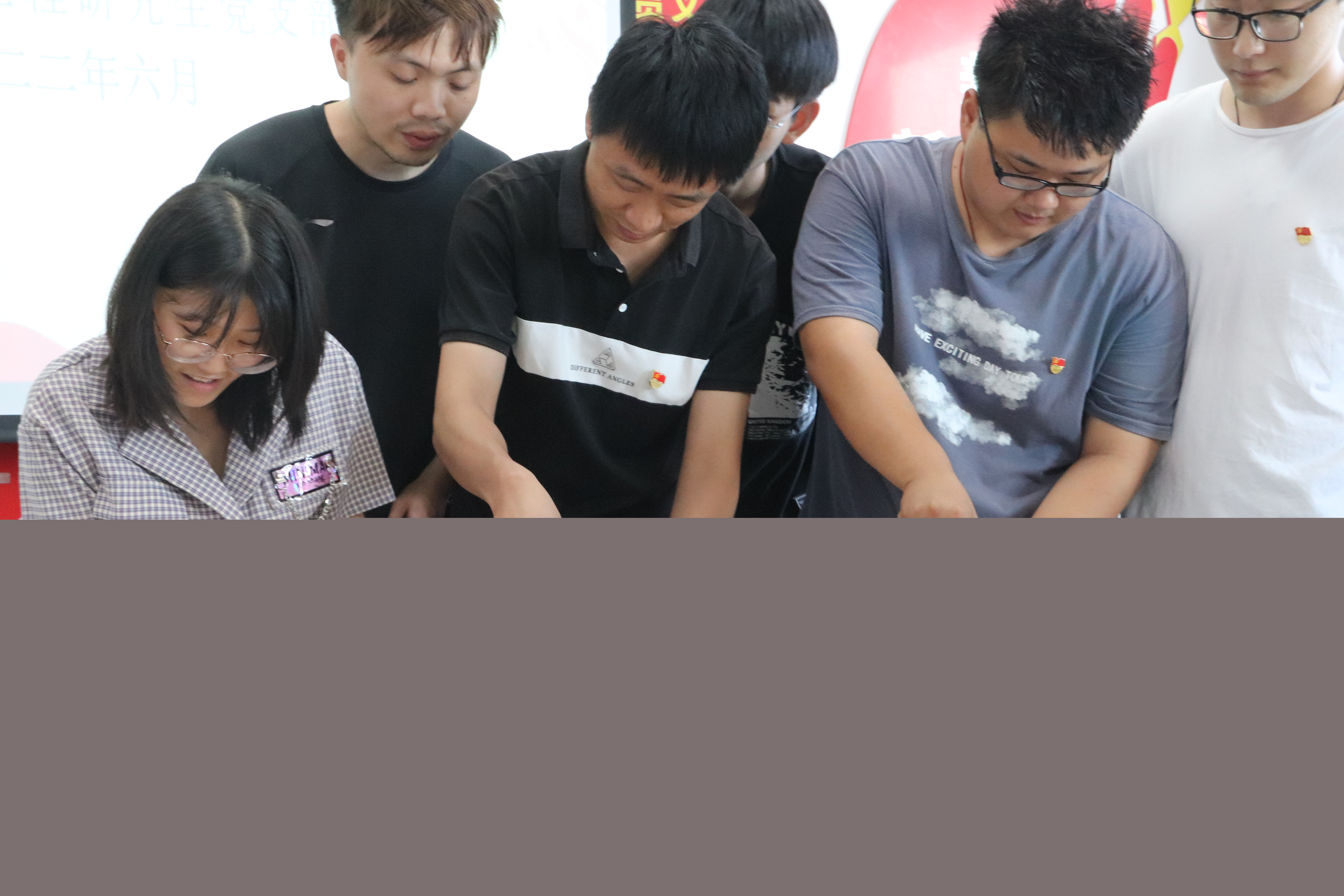 7b87460608134b4c92c687e4dc0f164a.jpg 7b87460608134b4c92c687e4dc0f164a.jpg