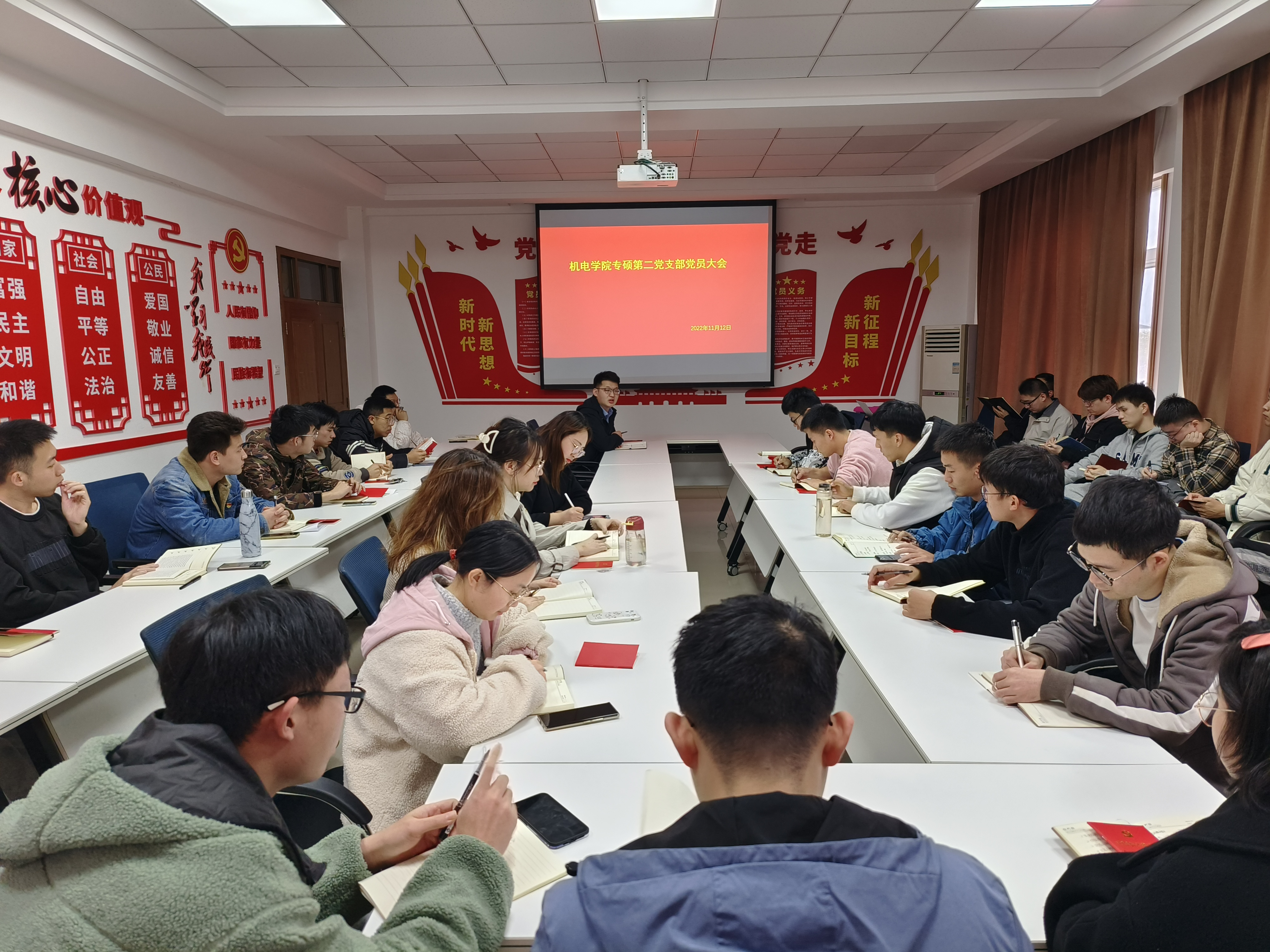 b46fa8dba4484e929926baa5e860c8c9.jpg b46fa8dba4484e929926baa5e860c8c9.jpg